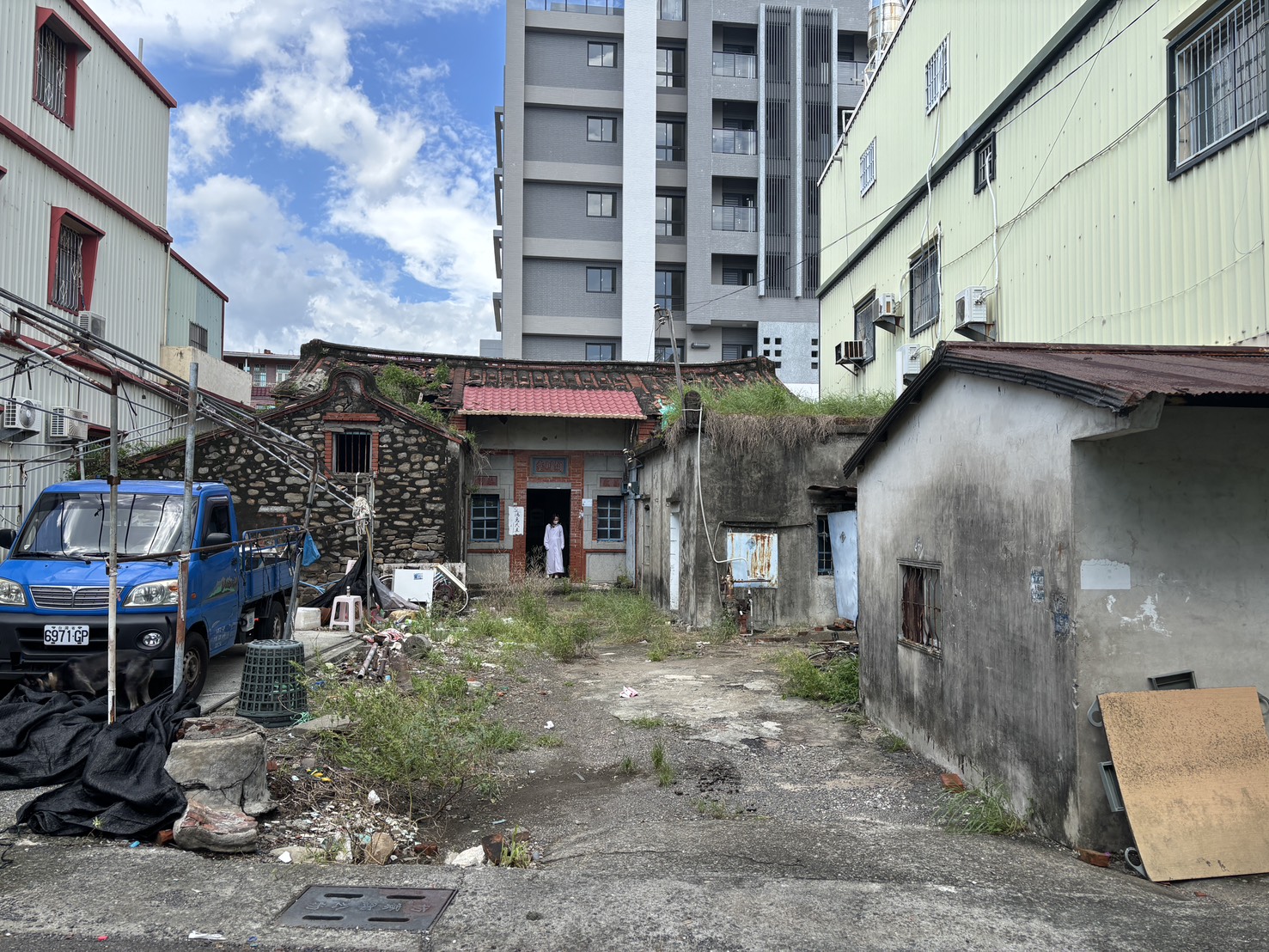 老屋拆除前屏東.高雄-加冠開發工程